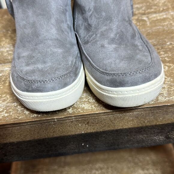 Boots, like new condition 6.5 women - Picture 6 of 6